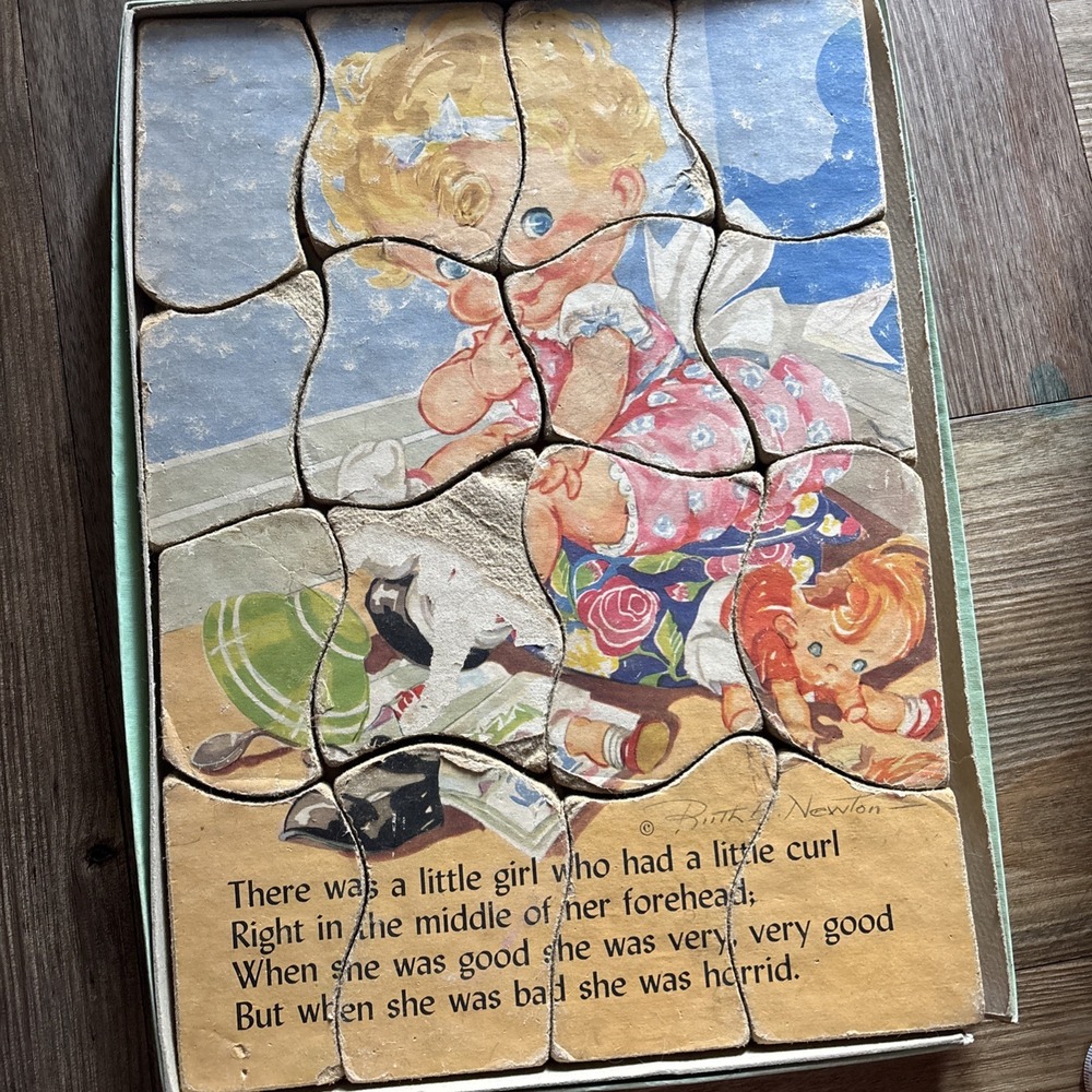 Puzzles Vintage On Acoustic Tile